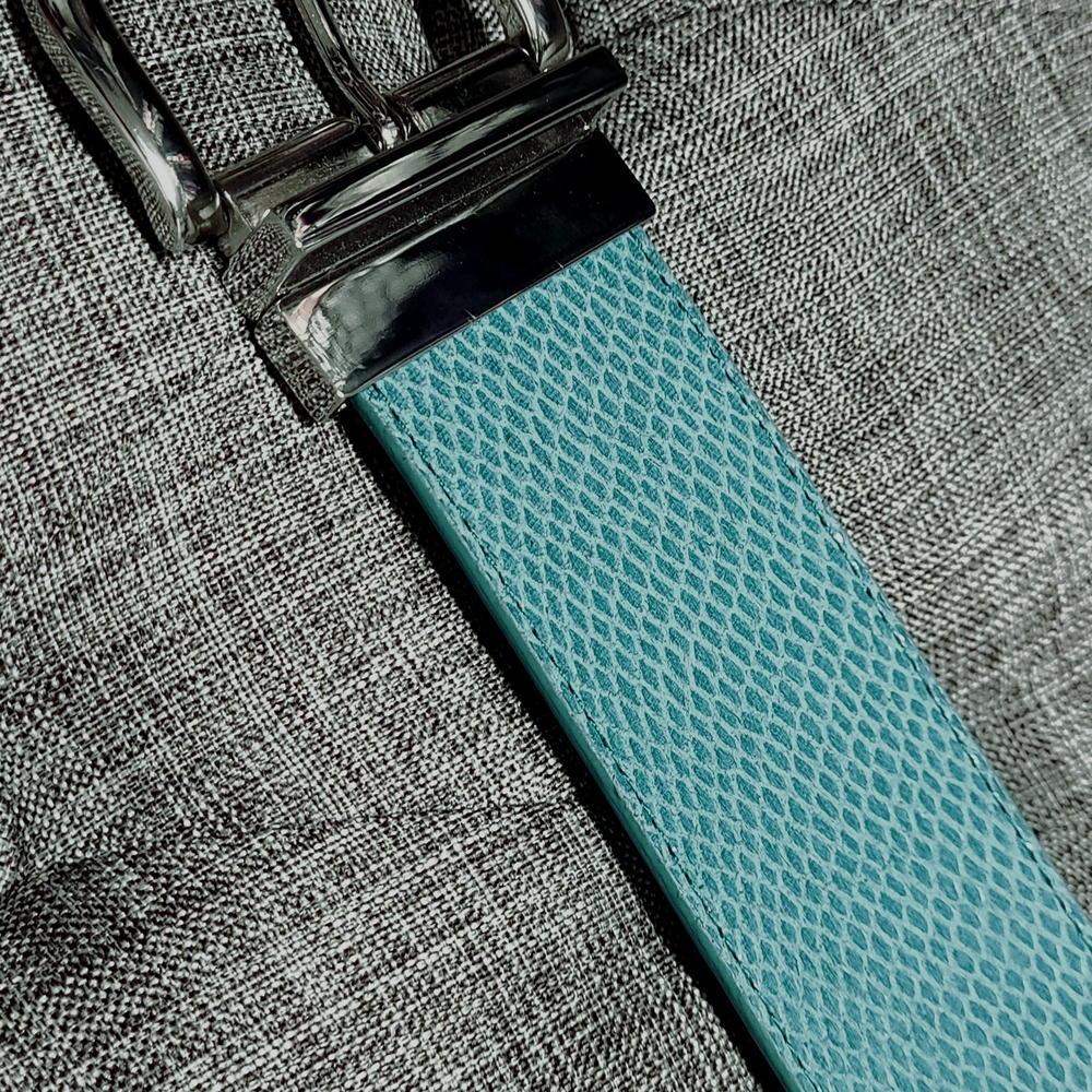 WHBM teal or black reversible belt. XS